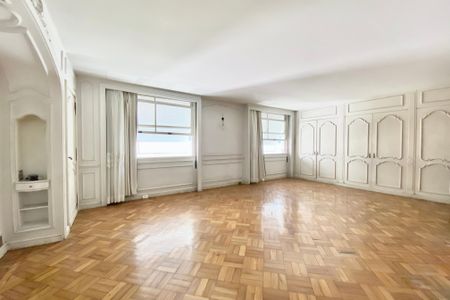 Apartamento à venda com 390m², 4 quartos e 1 vagaSuite