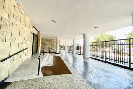 Apartamento à venda com 390m², 4 quartos e 1 vagaHall de entrada