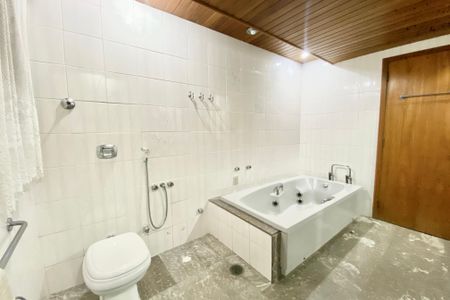 Apartamento à venda com 390m², 4 quartos e 1 vagaSuite