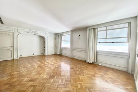 Apartamento à venda com 390m², 4 quartos e 1 vagaSuite
