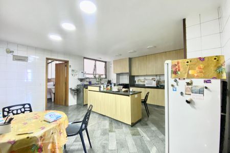 Apartamento à venda com 390m², 4 quartos e 1 vagaCozinha