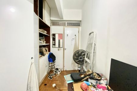 Apartamento à venda com 390m², 4 quartos e 1 vagaQuarto de Serviço