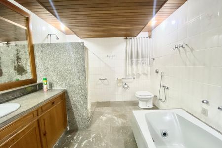 Apartamento à venda com 390m², 4 quartos e 1 vagaSuite