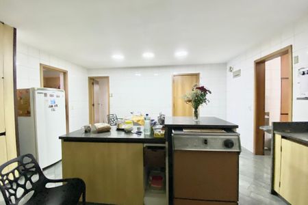 Apartamento à venda com 390m², 4 quartos e 1 vagaCozinha