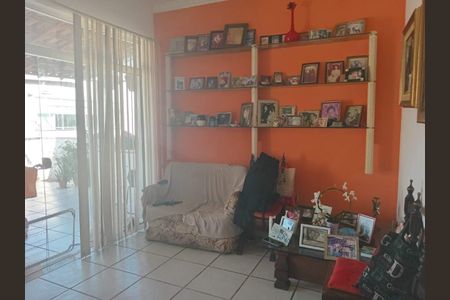 Apartamento à venda com 100m², 2 quartos e sem vaga