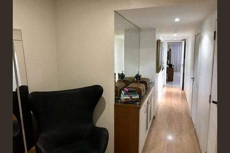 Apartamento à venda com 193m², 4 quartos e 2 vagas