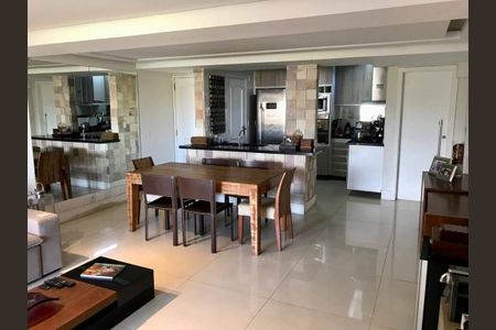 Apartamento à venda com 193m², 4 quartos e 2 vagas