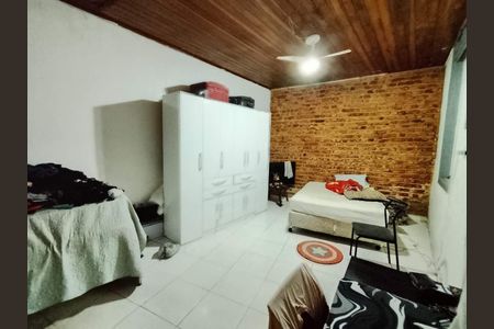 Casa à venda com 105m², 2 quartos e sem vaga