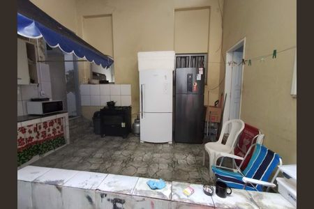 Casa à venda com 105m², 2 quartos e sem vaga