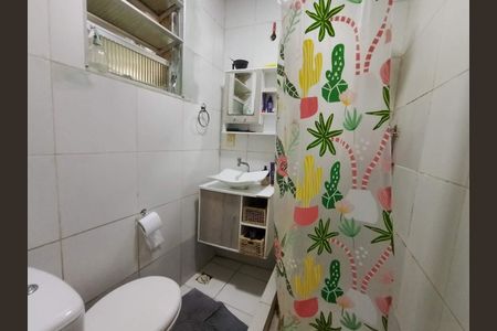 Casa à venda com 105m², 2 quartos e sem vaga