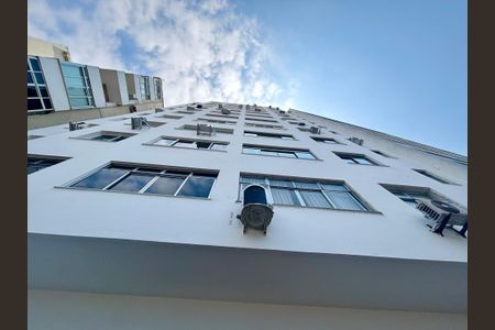 Apartamento à venda com 95m², 3 quartos e sem vaga Apartamento à venda com 95m², 3 quartos e sem vagaFachada