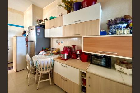 Apartamento à venda com 95m², 3 quartos e sem vaga Apartamento à venda com 95m², 3 quartos e sem vagaCozinha