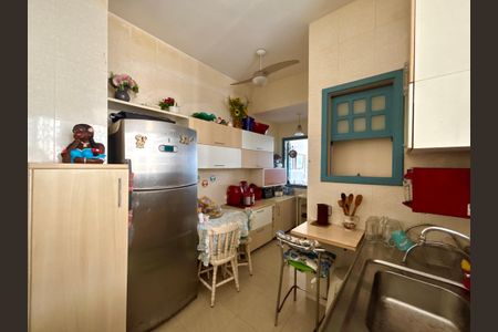 Apartamento à venda com 95m², 3 quartos e sem vaga Apartamento à venda com 95m², 3 quartos e sem vagaCozinha