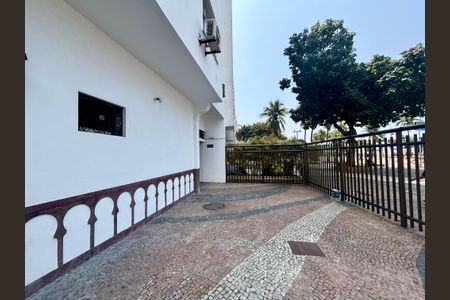 Apartamento à venda com 95m², 3 quartos e sem vaga Apartamento à venda com 95m², 3 quartos e sem vagaPortaria