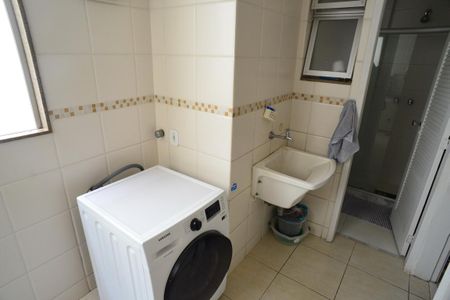 Apartamento à venda com 295m², 4 quartos e 2 vagas Apartamento à venda com 295m², 4 quartos e 2 vagasÁrea de Serviço