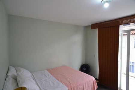 Apartamento à venda com 295m², 4 quartos e 2 vagas Apartamento à venda com 295m², 4 quartos e 2 vagasQuarto 2