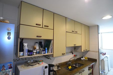 Apartamento à venda com 295m², 4 quartos e 2 vagas Apartamento à venda com 295m², 4 quartos e 2 vagasCozinha
