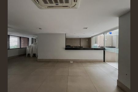 Apartamento à venda com 170m², 4 quartos e 3 vagasÁrea comum - Salão de festas