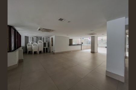Apartamento à venda com 170m², 4 quartos e 3 vagasÁrea comum - Salão de festas