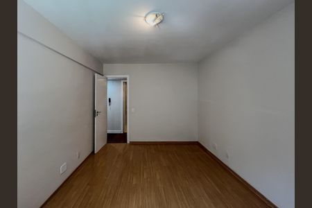 Apartamento à venda com 170m², 4 quartos e 3 vagasQuarto 2