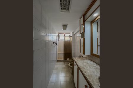 Apartamento à venda com 170m², 4 quartos e 3 vagasBanheiro da suíte
