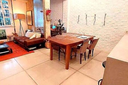 Apartamento à venda com 100m², 2 quartos e sem vaga