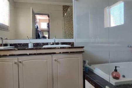 Casa à venda com 322m², 3 quartos e 4 vagas