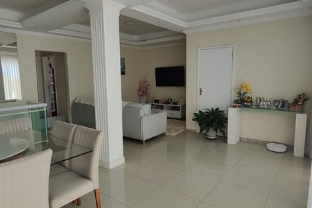 Casa à venda com 322m², 3 quartos e 4 vagas