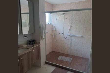 Casa à venda com 280m², 5 quartos e 2 vagas
