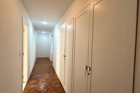 Apartamento à venda com 445m², 7 quartos e 1 vagaCorredor