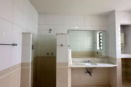 Apartamento à venda com 445m², 7 quartos e 1 vagaBanheiro da Suíte 2
