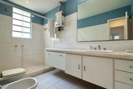 Apartamento à venda com 445m², 7 quartos e 1 vagaBanheiro da Suíte 3