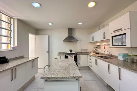 Apartamento à venda com 445m², 7 quartos e 1 vagaCozinha