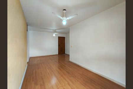 Sala de apartamento para alugar com 2 quartos, 90m² em Vila Isabel, Rio de Janeiro