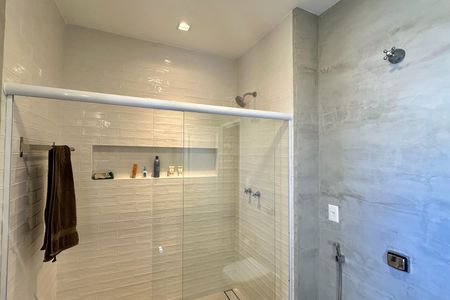 Apartamento à venda com 226m², 4 quartos e 1 vagaBanheiro da Suíte 2