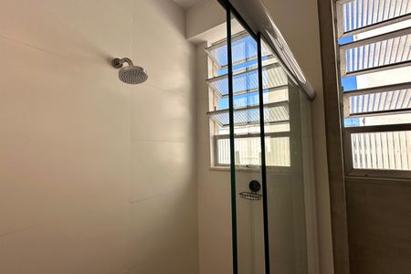 Apartamento à venda com 226m², 4 quartos e 1 vagaBanheiro Social