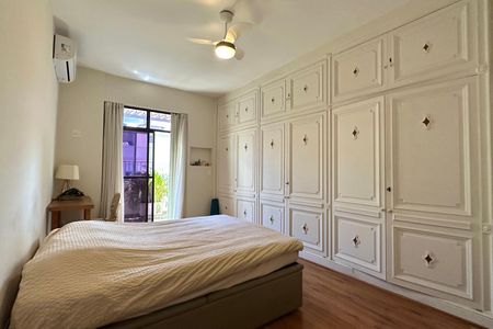 Apartamento à venda com 226m², 4 quartos e 1 vagaSuíte 2