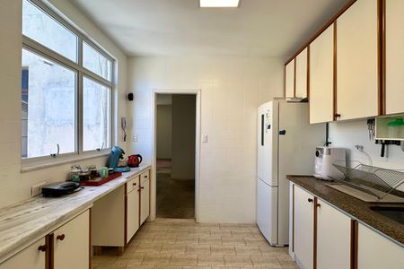 Apartamento à venda com 226m², 4 quartos e 1 vagaCozinha