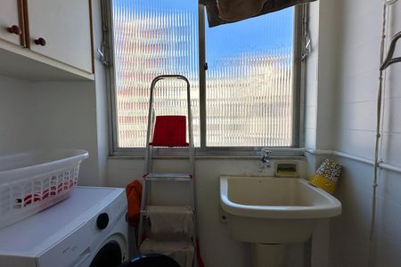 Apartamento à venda com 226m², 4 quartos e 1 vagaÁrea de Serviço