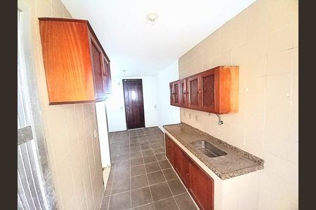 Casa à venda com 111m², 3 quartos e 2 vagas