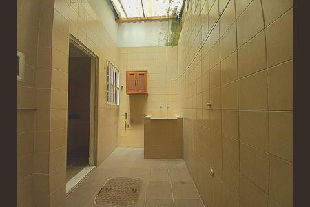 Casa à venda com 111m², 3 quartos e 2 vagas