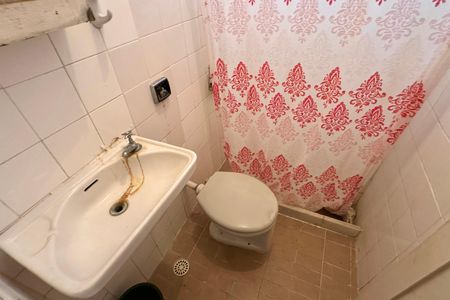 Apartamento à venda com 265m², 4 quartos e 2 vagasBanheiro de Serviço