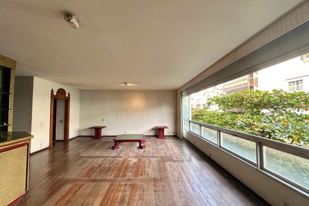 Apartamento à venda com 265m², 4 quartos e 2 vagasSala