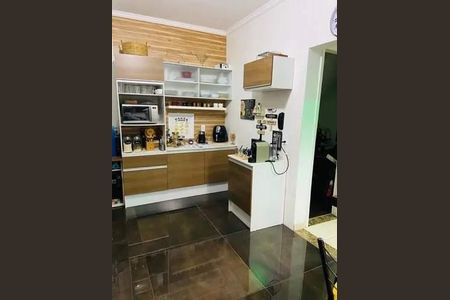 Casa à venda com 200m², 3 quartos e 1 vaga