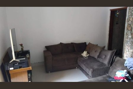 Casa à venda com 120m², 1 quarto e sem vaga
