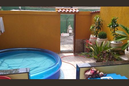 Casa à venda com 120m², 1 quarto e sem vaga