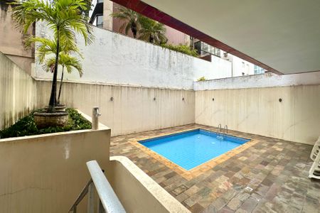 Apartamento à venda com 92m², 2 quartos e 2 vagasÁrea comum - Piscina