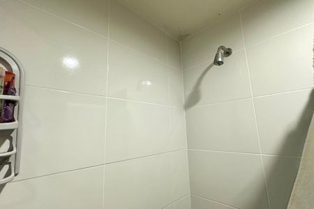 Apartamento à venda com 92m², 2 quartos e 2 vagasBanheiro da Suíte