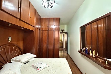 Apartamento à venda com 92m², 2 quartos e 2 vagasSuíte