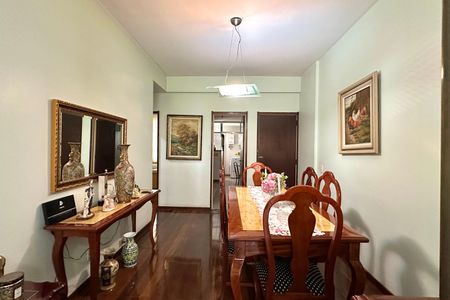 Apartamento à venda com 92m², 2 quartos e 2 vagasSala